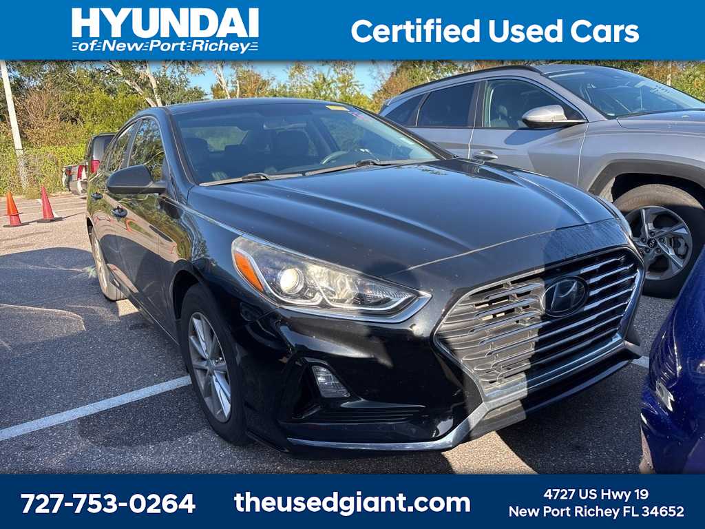 Thumbnail: 2019 Hyundai Sonata - 4