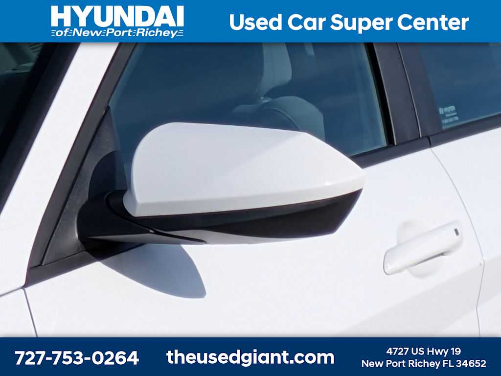 Thumbnail: 2024 Hyundai Elantra - 11