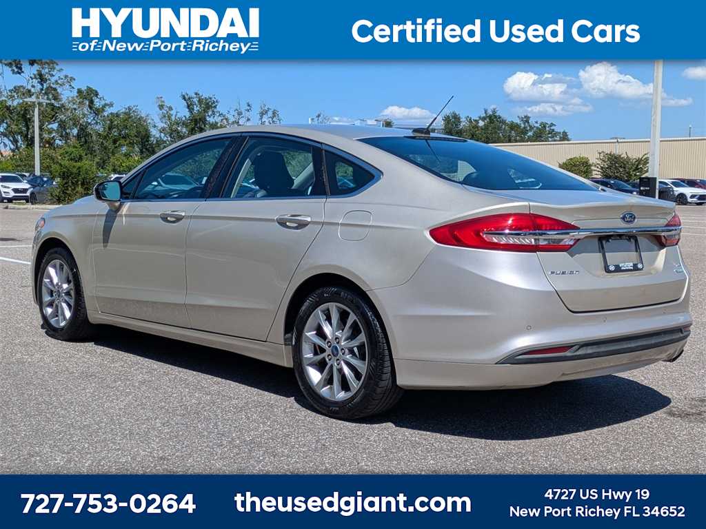 Thumbnail: 2017 Ford Fusion - 3