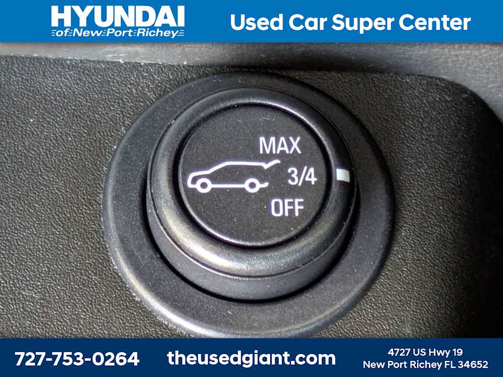 Thumbnail: 2015 Cadillac SRX - 31