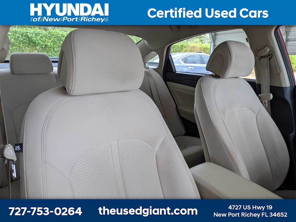 Thumbnail: 2015 Hyundai Sonata - 6