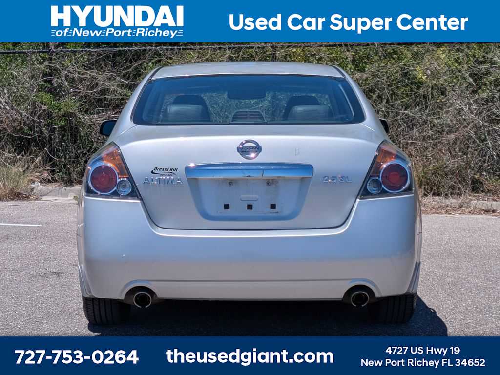 Thumbnail: 2012 Nissan Altima - 4