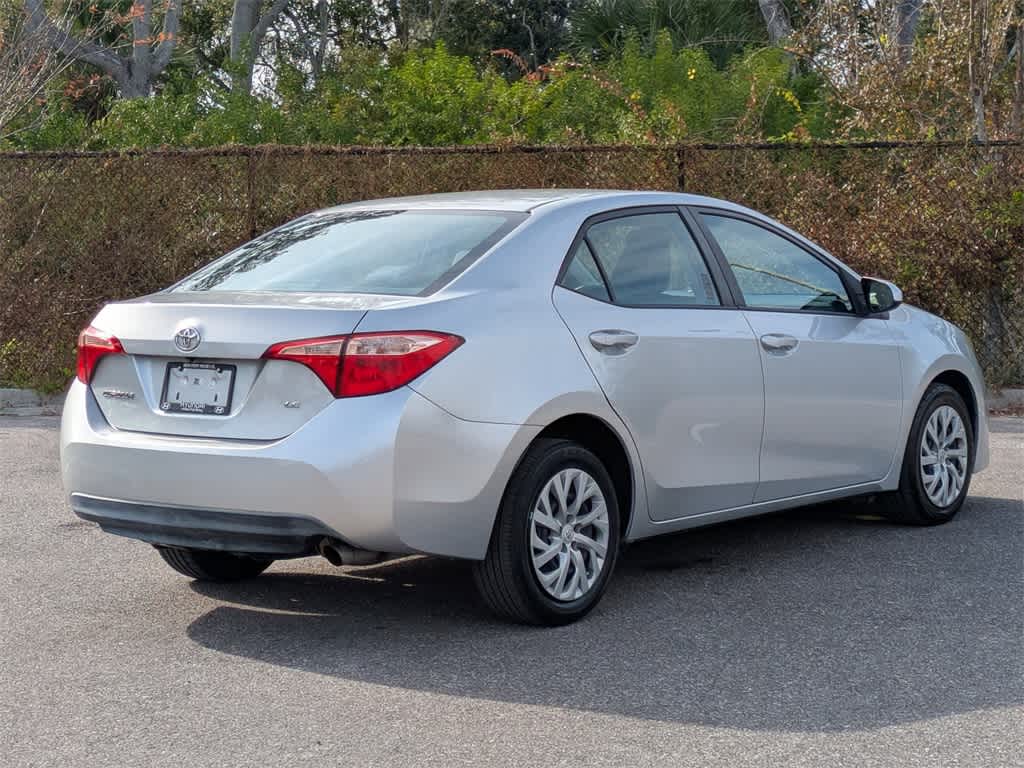 Thumbnail: 2017 Toyota Corolla - 5