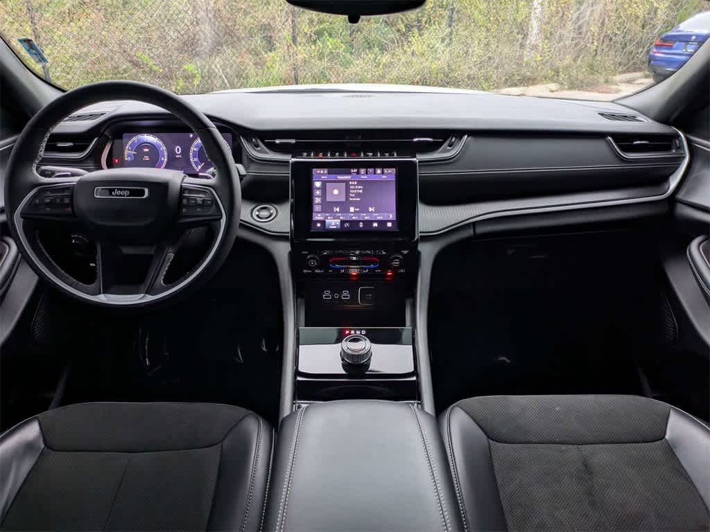 Thumbnail: 2023 Jeep Grand Cherokee L - 21