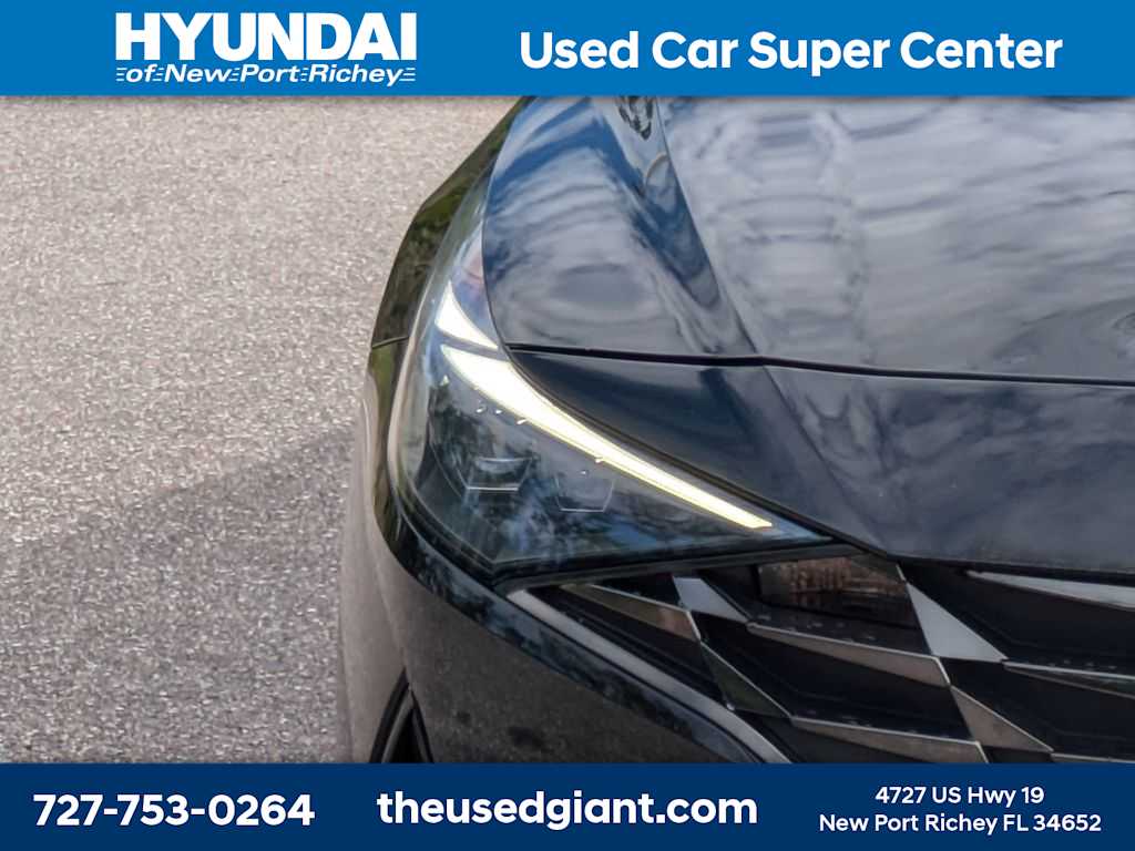 Thumbnail: 2023 Hyundai Elantra - 9