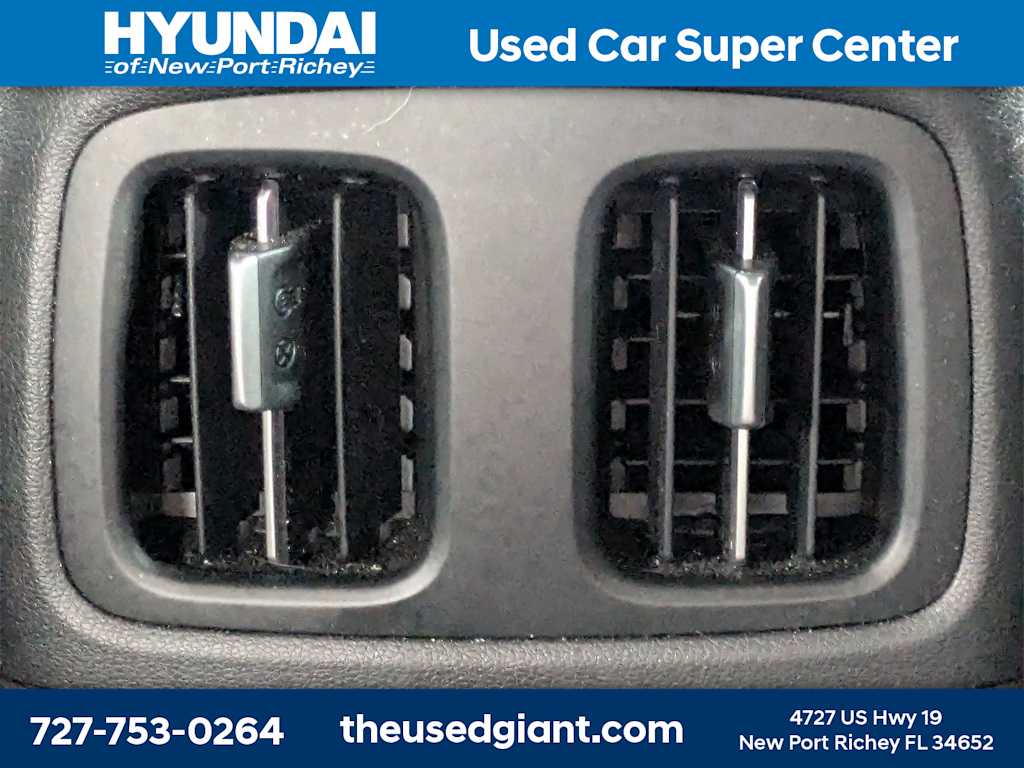 Thumbnail: 2023 Hyundai Santa Cruz - 16