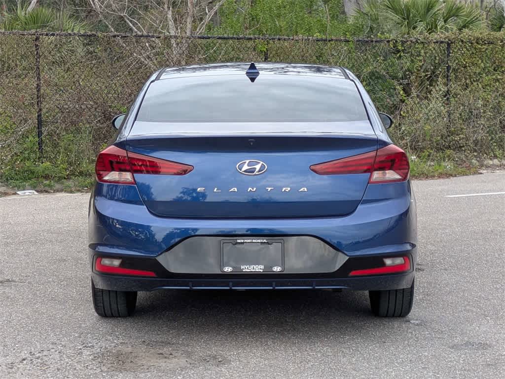 Thumbnail: 2020 Hyundai Elantra - 4