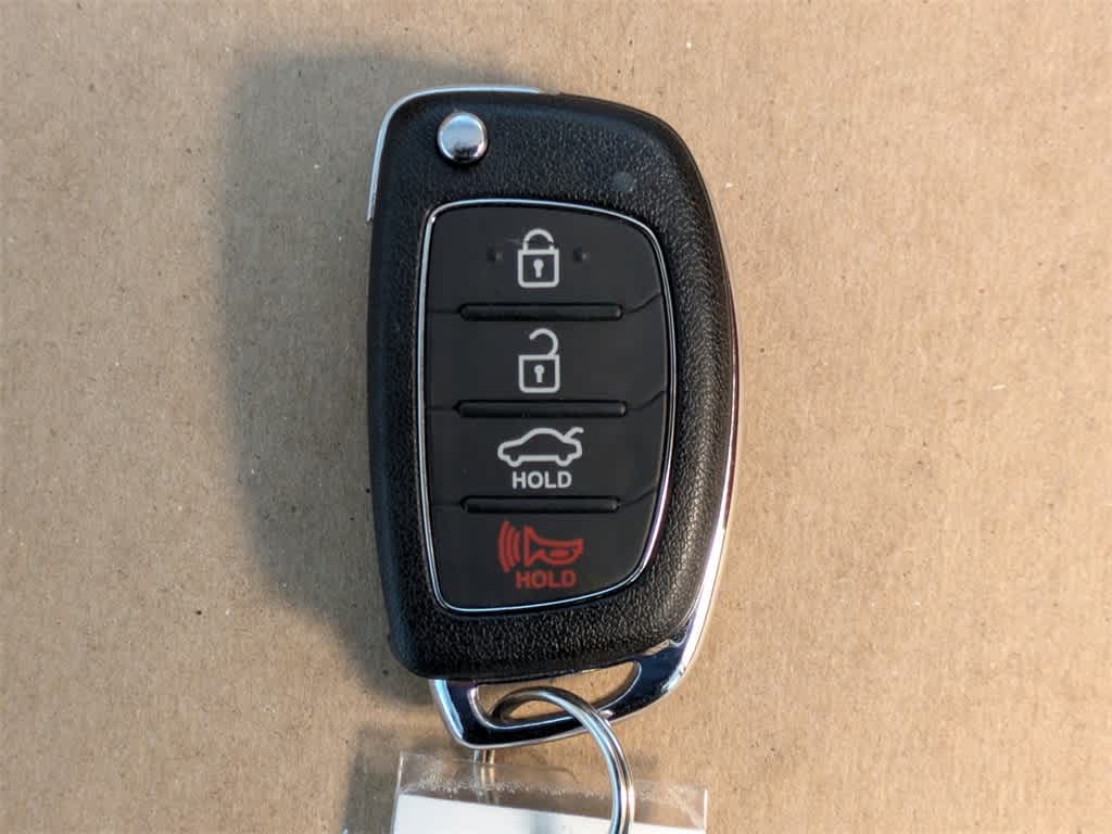 Thumbnail: 2015 Hyundai Sonata - 28