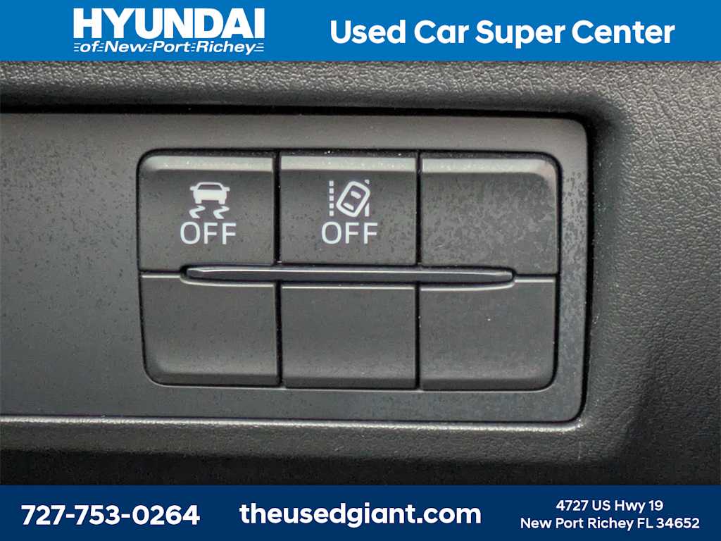 Thumbnail: 2022 Mazda MX-5 Miata - 26