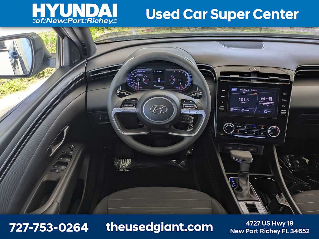 Thumbnail: 2023 Hyundai Santa Cruz - 17