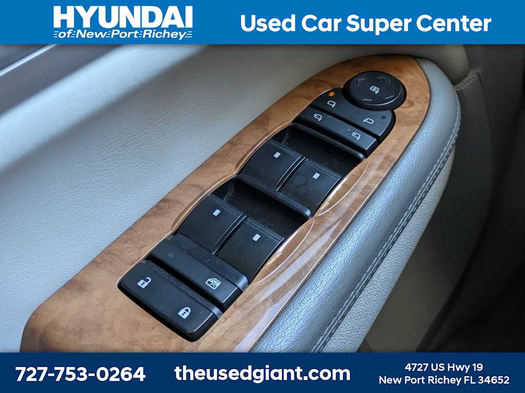 Thumbnail: 2011 Buick Enclave - 35