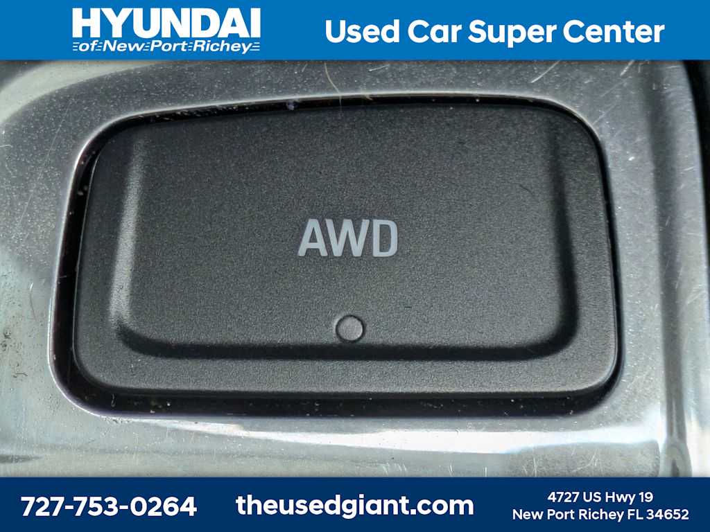 Thumbnail: 2021 Chevrolet Equinox - 28