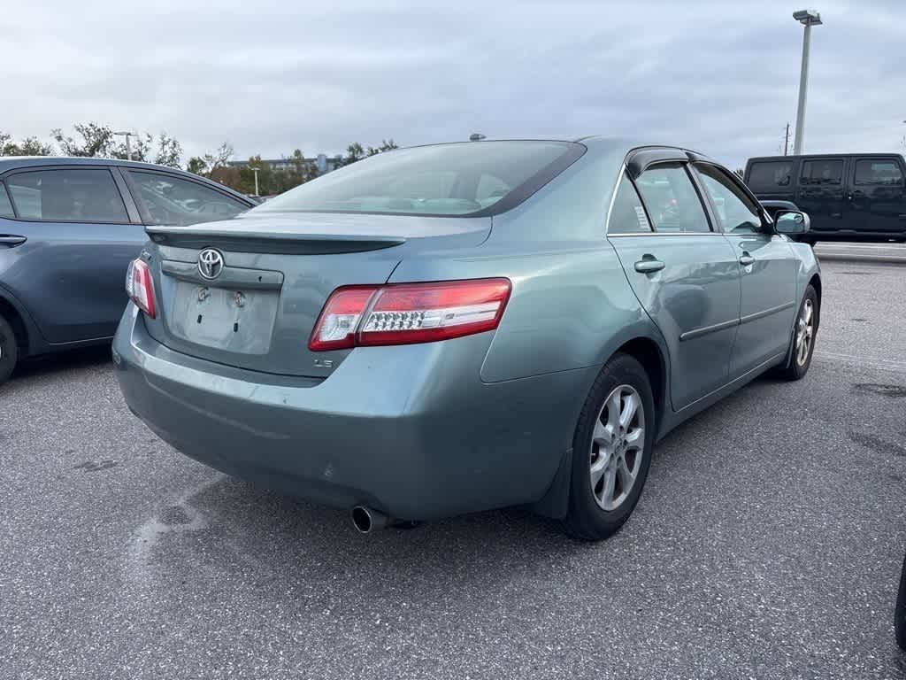Thumbnail: 2011 Toyota Camry - 3