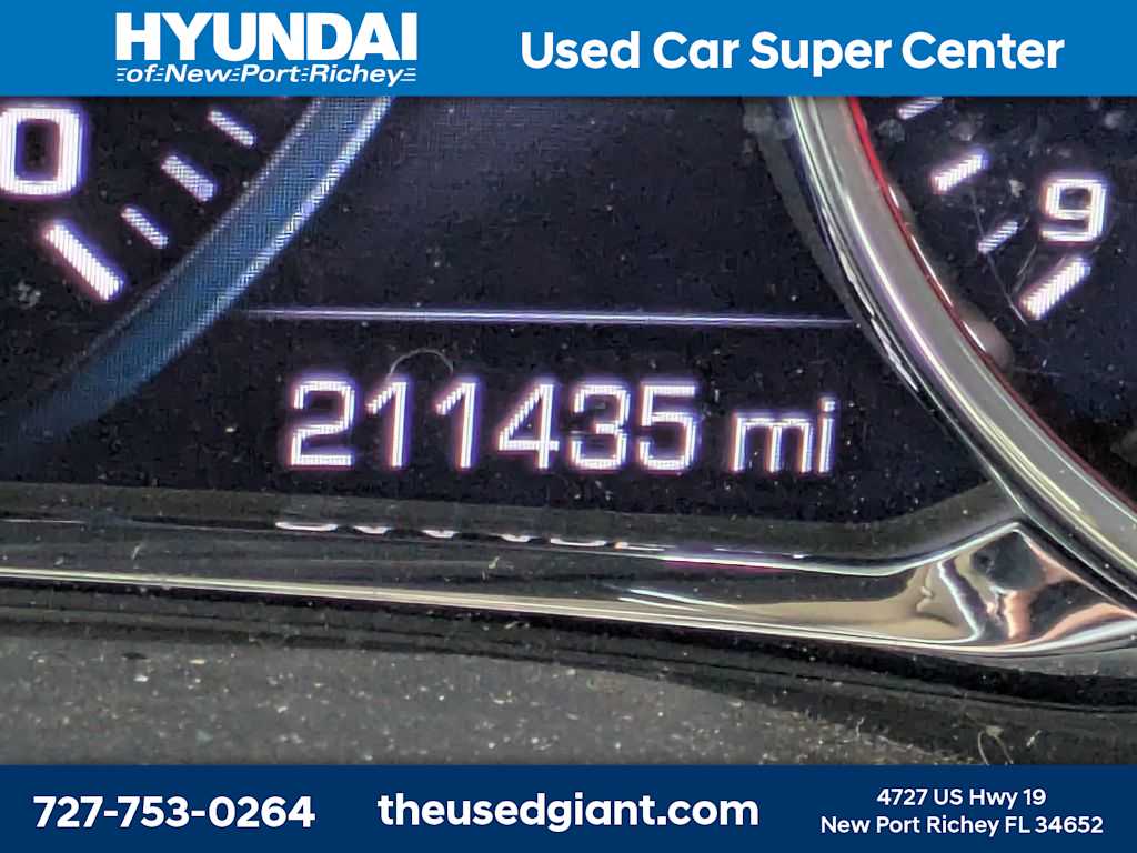 Thumbnail: 2017 GMC Acadia - 41