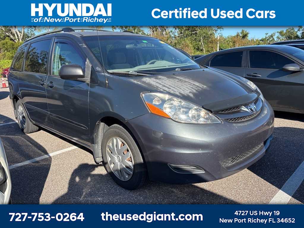 Thumbnail: 2006 Toyota Sienna - 4
