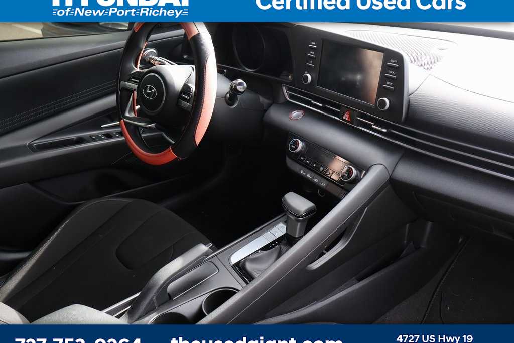2021 Hyundai Elantra SEL 7