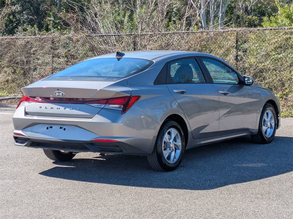 Thumbnail: 2021 Hyundai Elantra - 5