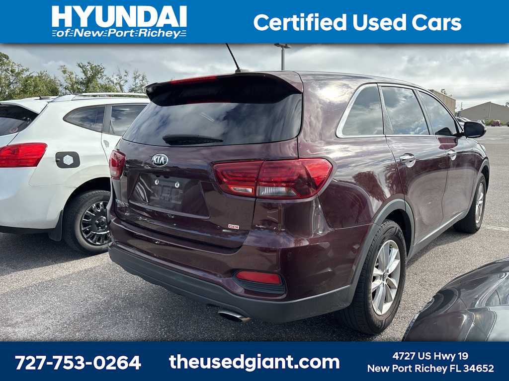 Thumbnail: 2020 Kia Sorento - 3