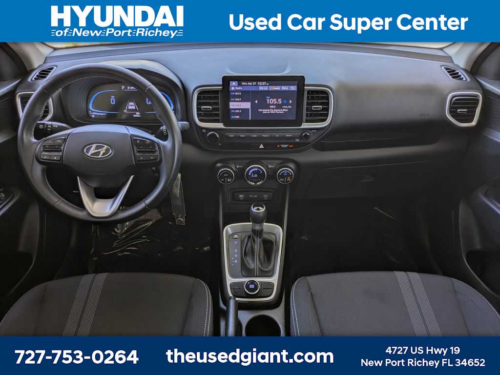 Thumbnail: 2023 Hyundai Venue - 15