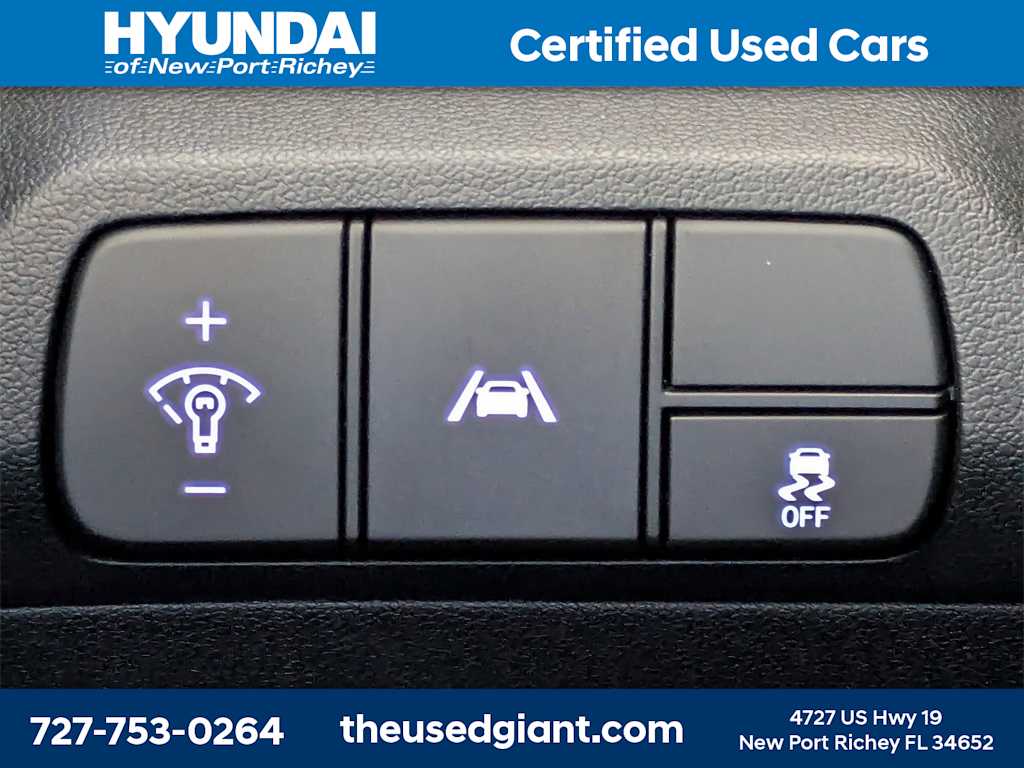 Thumbnail: 2022 Hyundai Elantra - 27