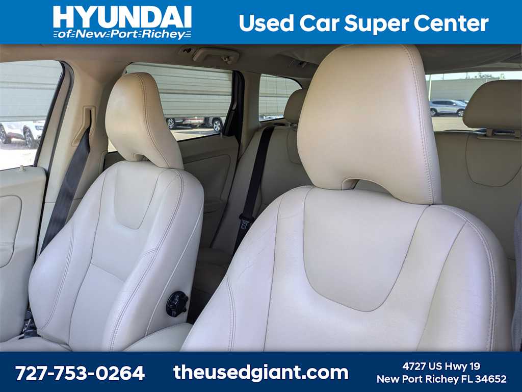 Thumbnail: 2015 Volvo XC60 - 7