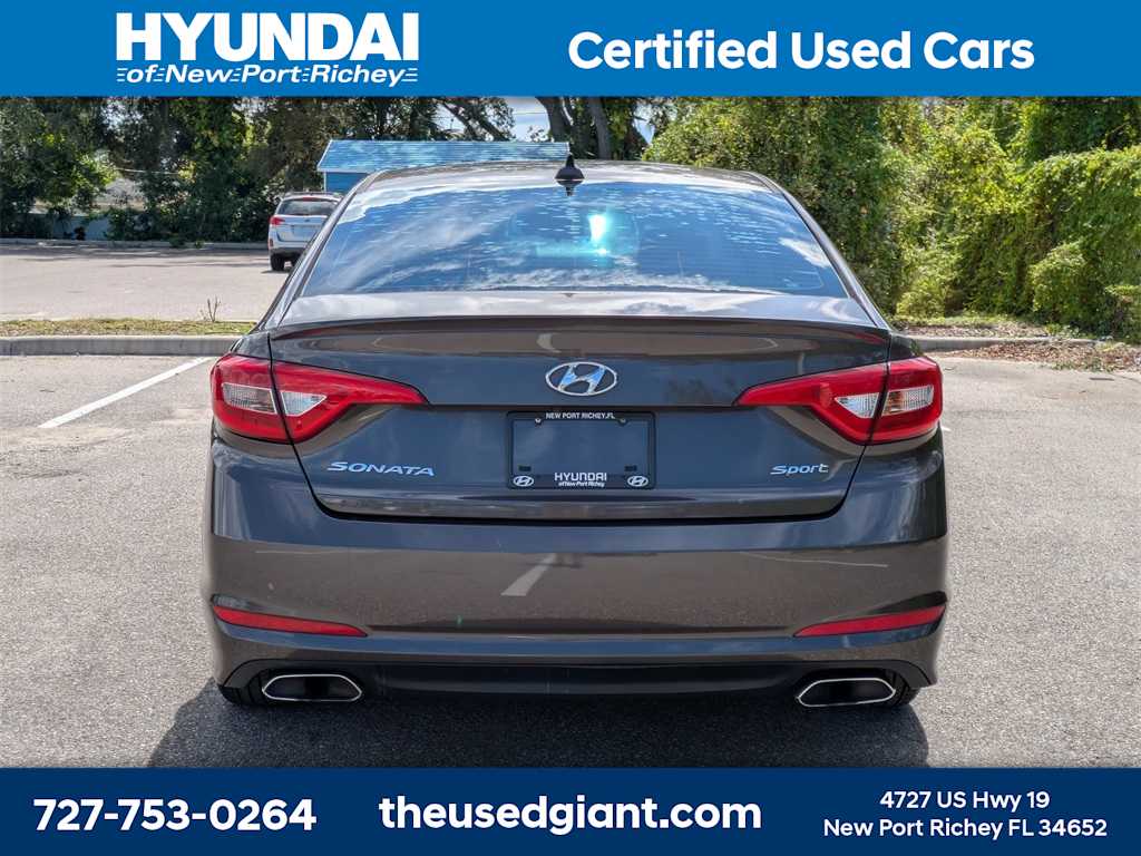 Thumbnail: 2017 Hyundai Sonata - 4