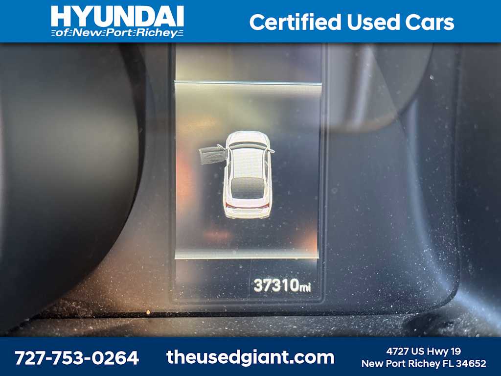 Thumbnail: 2023 Hyundai Elantra - 11