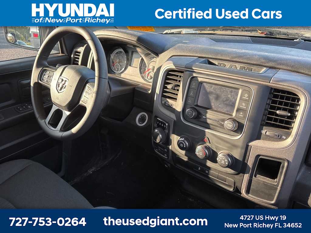 Thumbnail: 2023 RAM 1500 Classic - 6