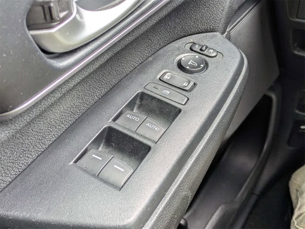 Thumbnail: 2017 Honda CR-V - 29