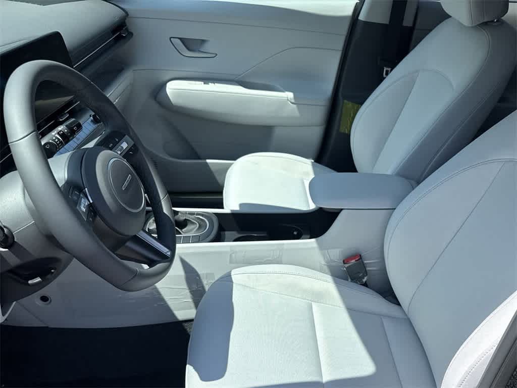 2025 Hyundai Kona SEL 15