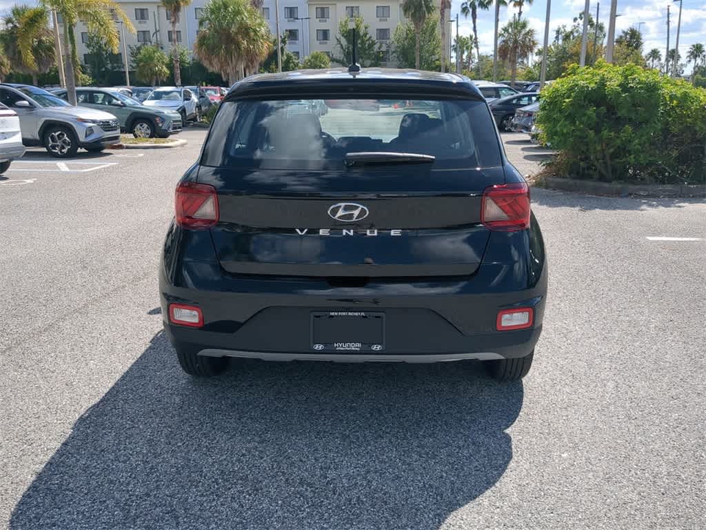 Thumbnail: 2026 Hyundai Venue - 5