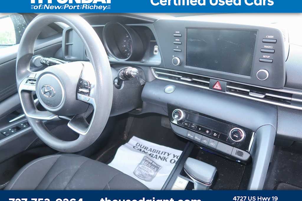 Thumbnail: 2021 Hyundai Elantra - 6