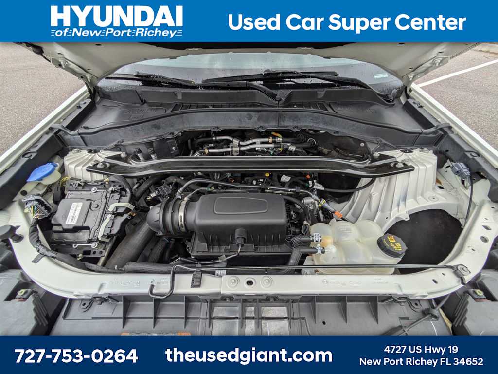 Thumbnail: 2021 Ford Explorer - 15