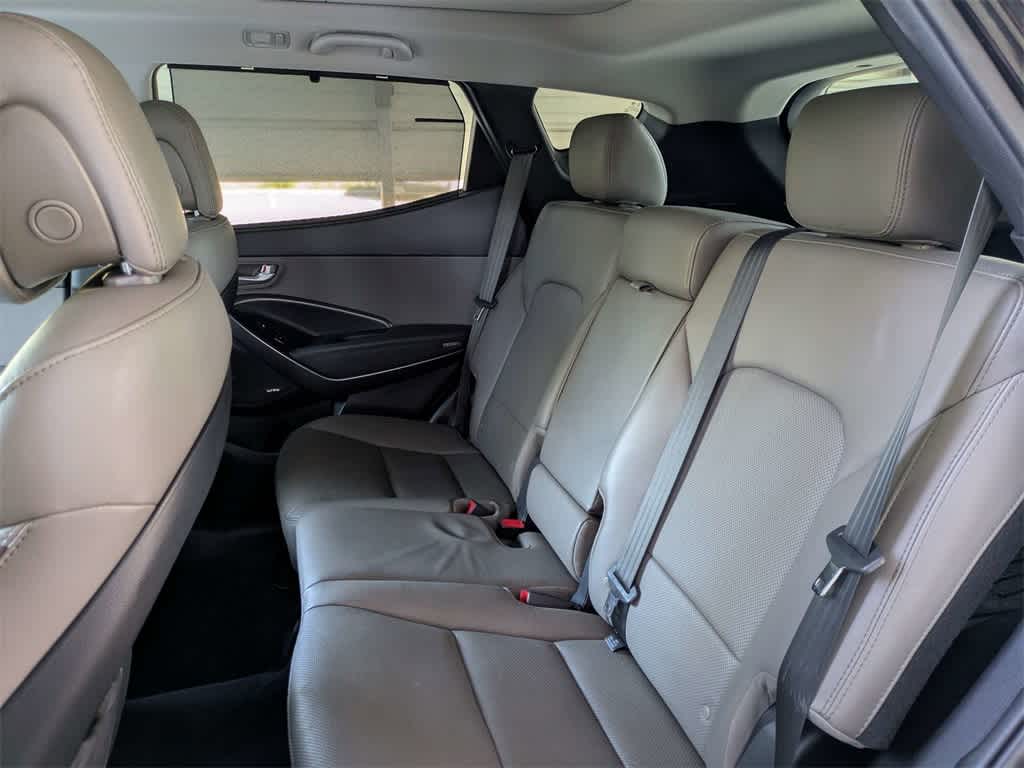 Thumbnail: 2017 Hyundai Santa Fe - 16