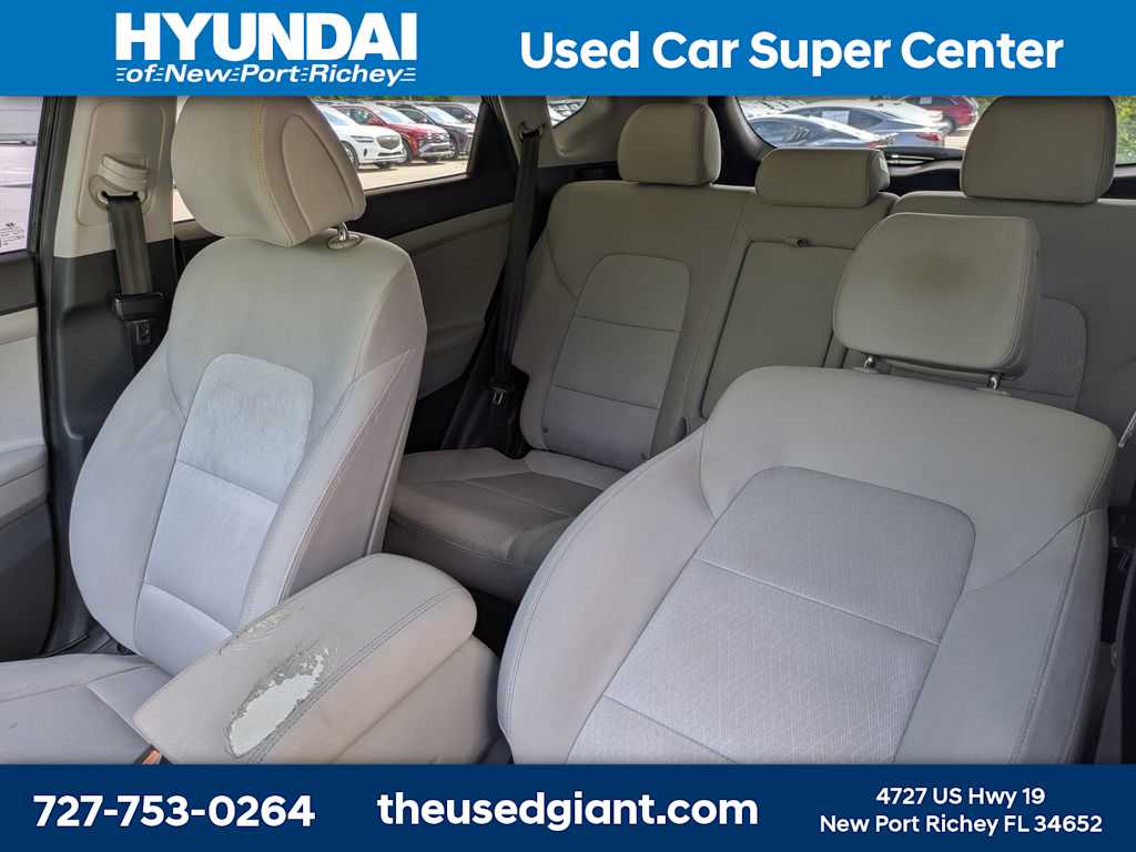 Thumbnail: 2016 Hyundai Tucson - 7