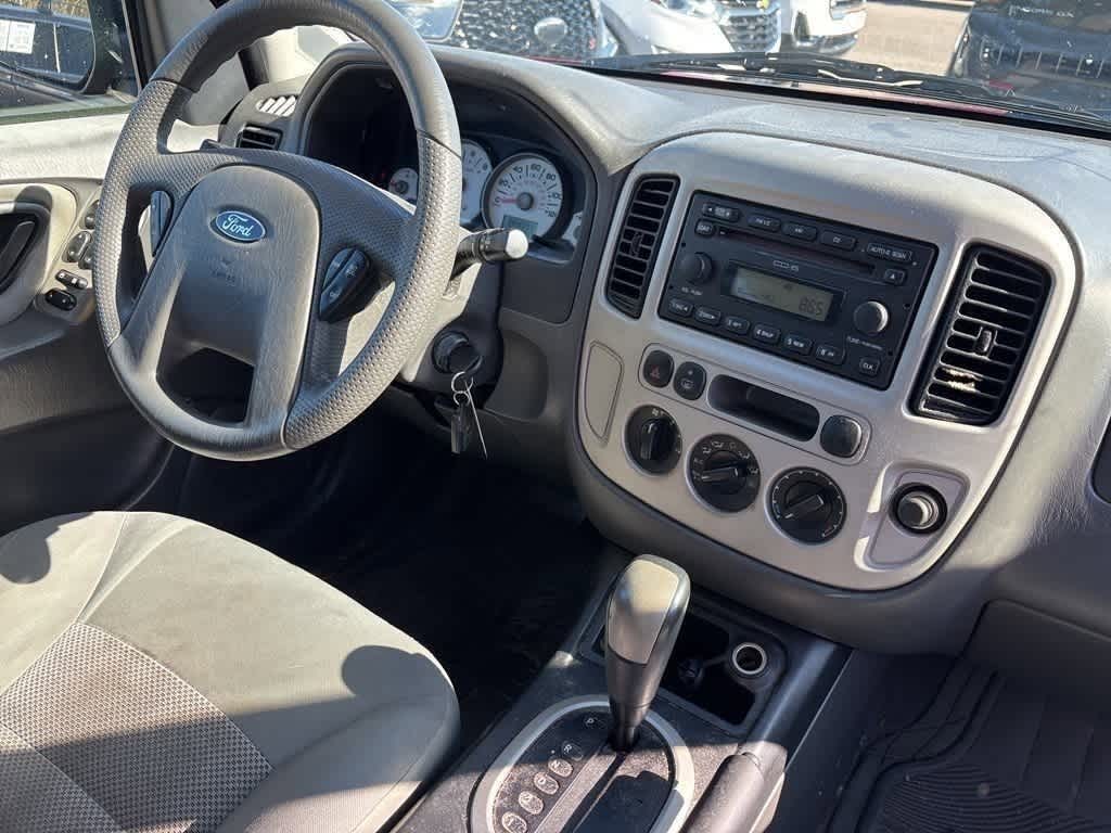 Thumbnail: 2006 Ford Escape - 7