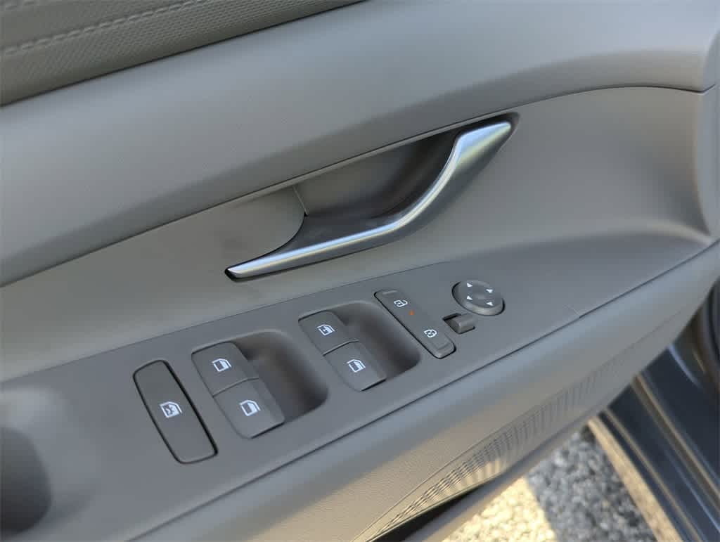 Thumbnail: 2026 Hyundai Elantra - 17