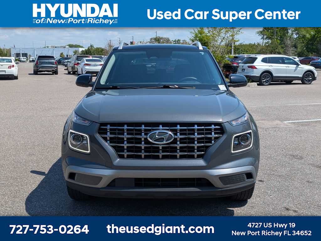 Thumbnail: 2023 Hyundai Venue - 8