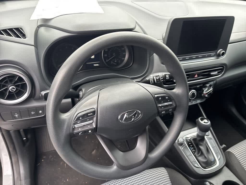 Thumbnail: 2022 Hyundai Kona - 10