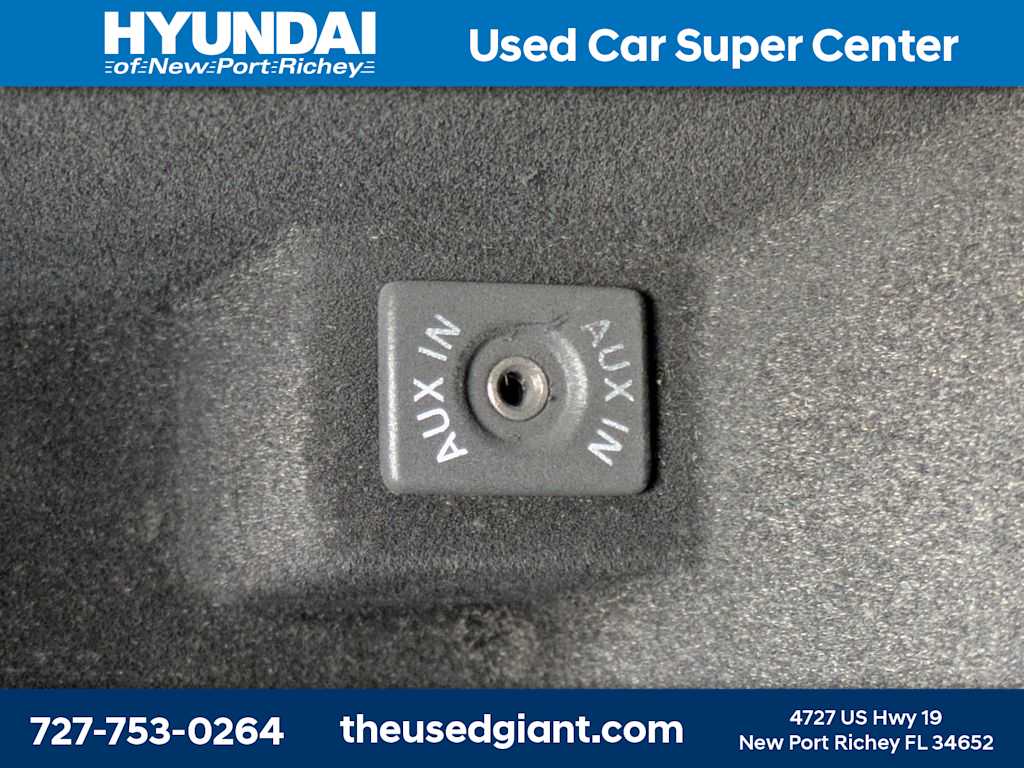 Thumbnail: 2013 Volkswagen CC - 28