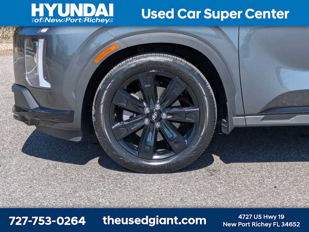 Thumbnail: 2023 Hyundai Palisade - 10
