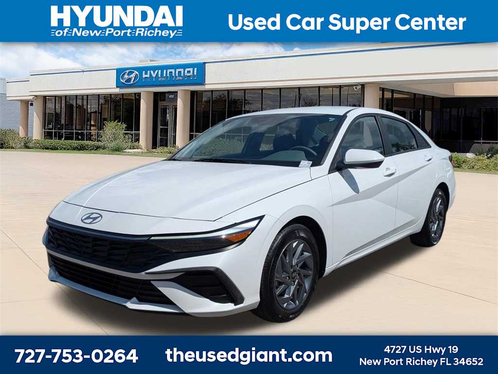 Thumbnail: 2024 Hyundai Elantra - 1