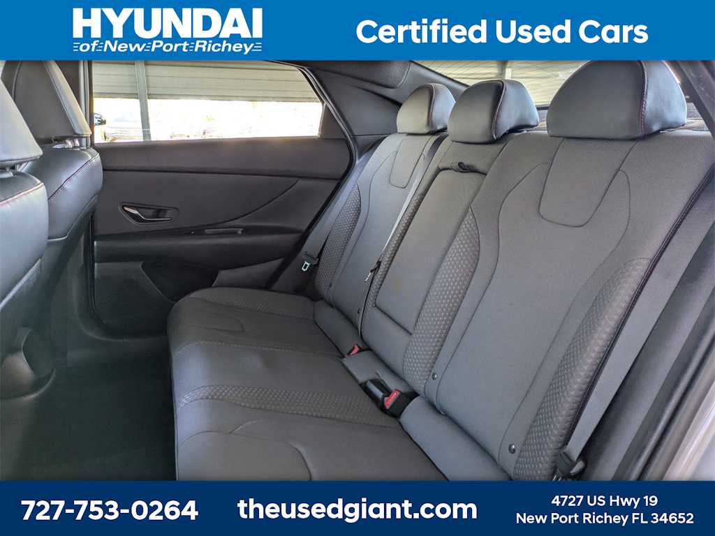 Thumbnail: 2022 Hyundai Elantra - 14