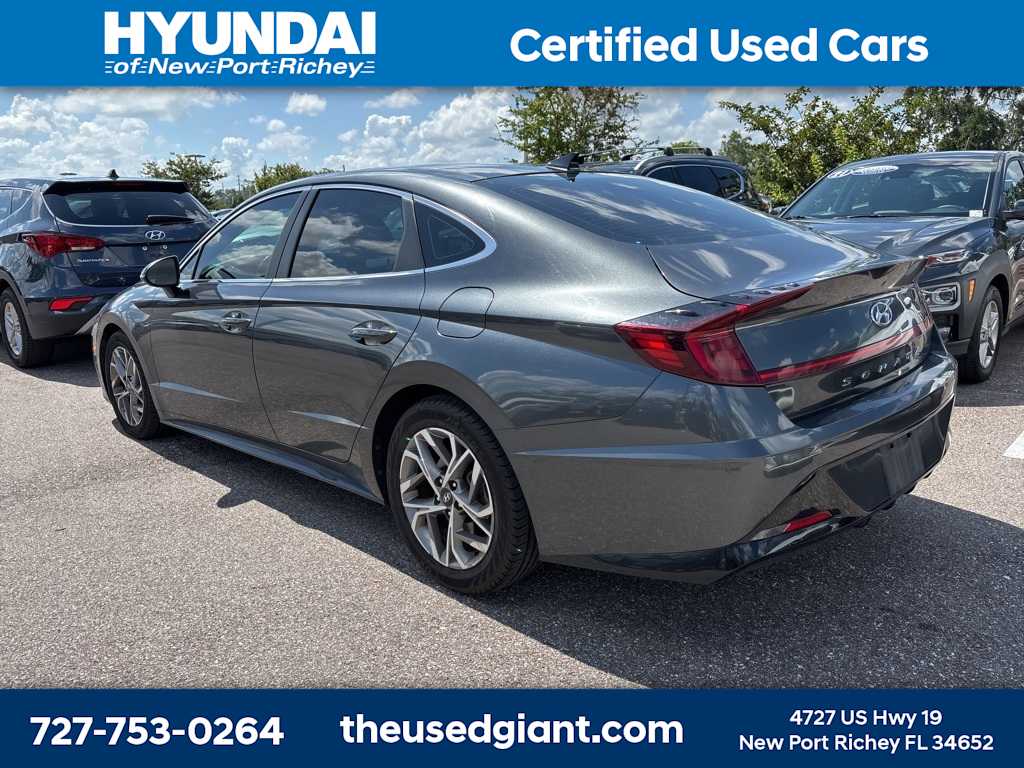 Thumbnail: 2022 Hyundai Sonata - 2