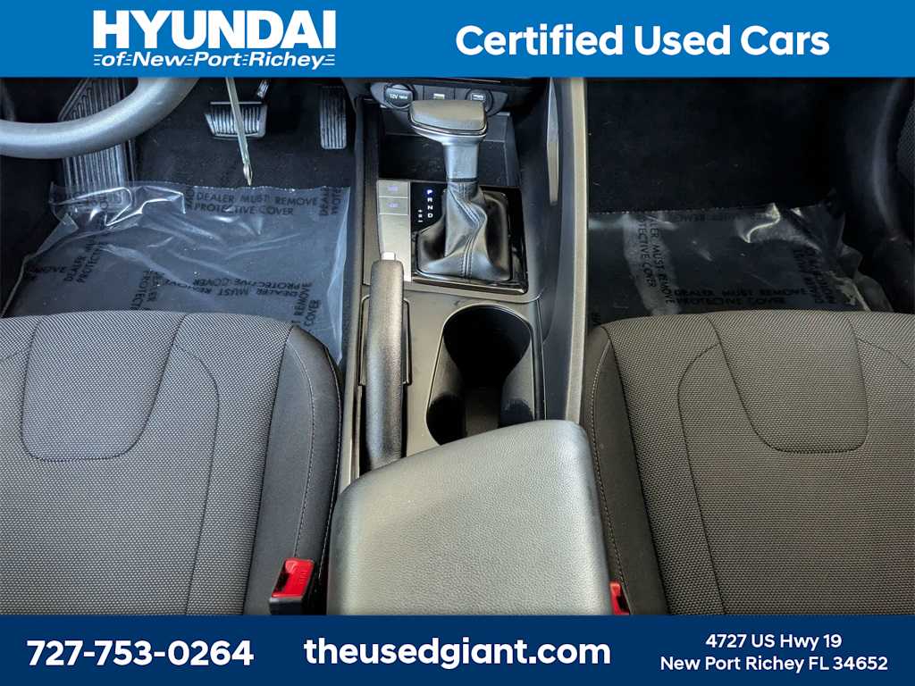 Thumbnail: 2021 Hyundai Elantra - 17