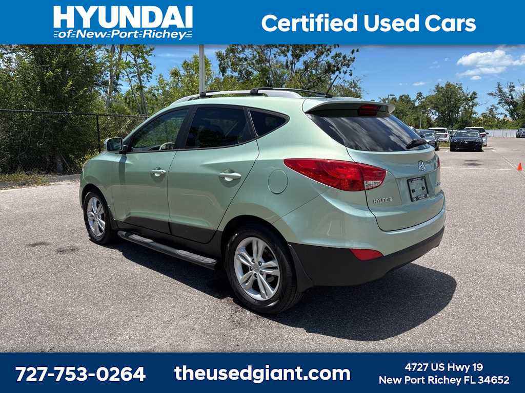 Thumbnail: 2012 Hyundai Tucson - 3