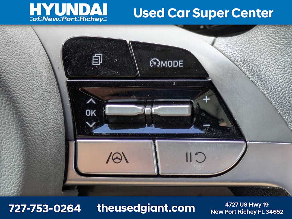 Thumbnail: 2023 Hyundai Elantra - 24