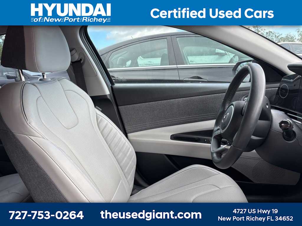 Thumbnail: 2023 Hyundai Elantra - 8