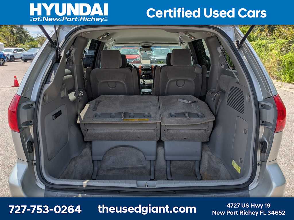 Thumbnail: 2006 Toyota Sienna - 13