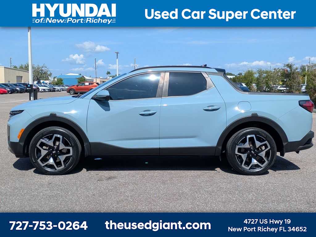 Thumbnail: 2023 Hyundai Santa Cruz - 2